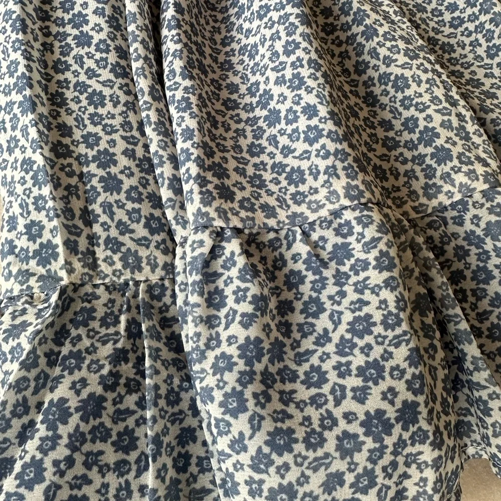 Hayden Smocked Floral Dress, Size S, EUC - Picture 5 of 11